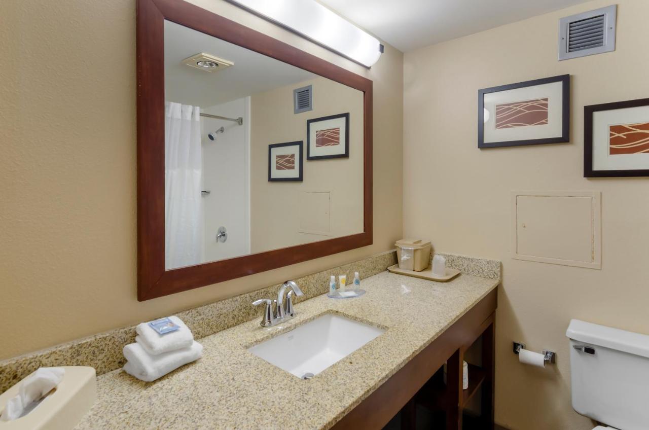 Comfort Inn Blacksburg University Area Exterior foto