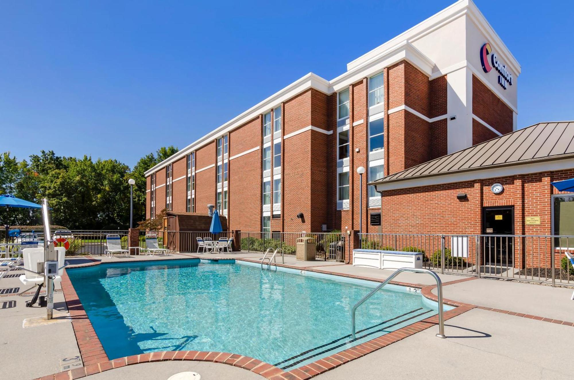 Comfort Inn Blacksburg University Area Exterior foto